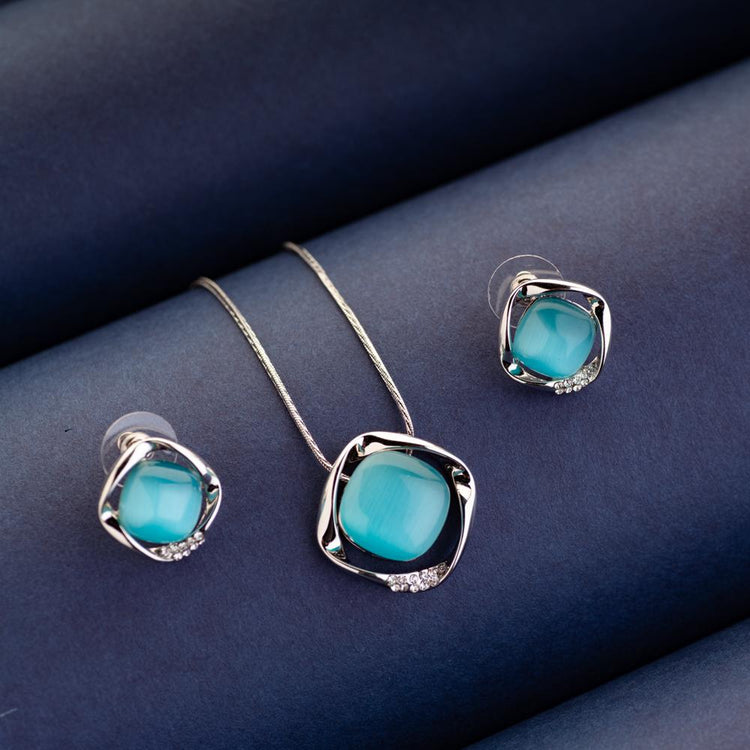 Buy | Sky Blue Stone & American Diamond Embellished Adjustable Ring |  B110-JS23-110 | Cilory.com